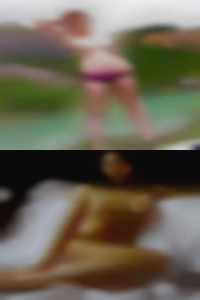 Sexy blonde nude woman.
